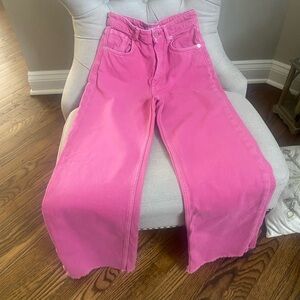 Hit pink Zara jeans smoke free home size 02